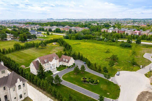 28 Morris Court, Brampton - photo 8