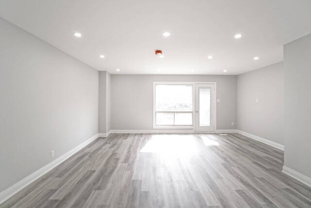 #33-19 Tealham Drive, Etobicoke - photo 12