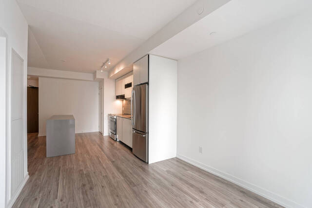 #2611-4065 Confederation Pkwy, Mississauga - photo 19