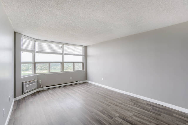 #1507-55 Green Valley Drive, Kitchener - photo 10