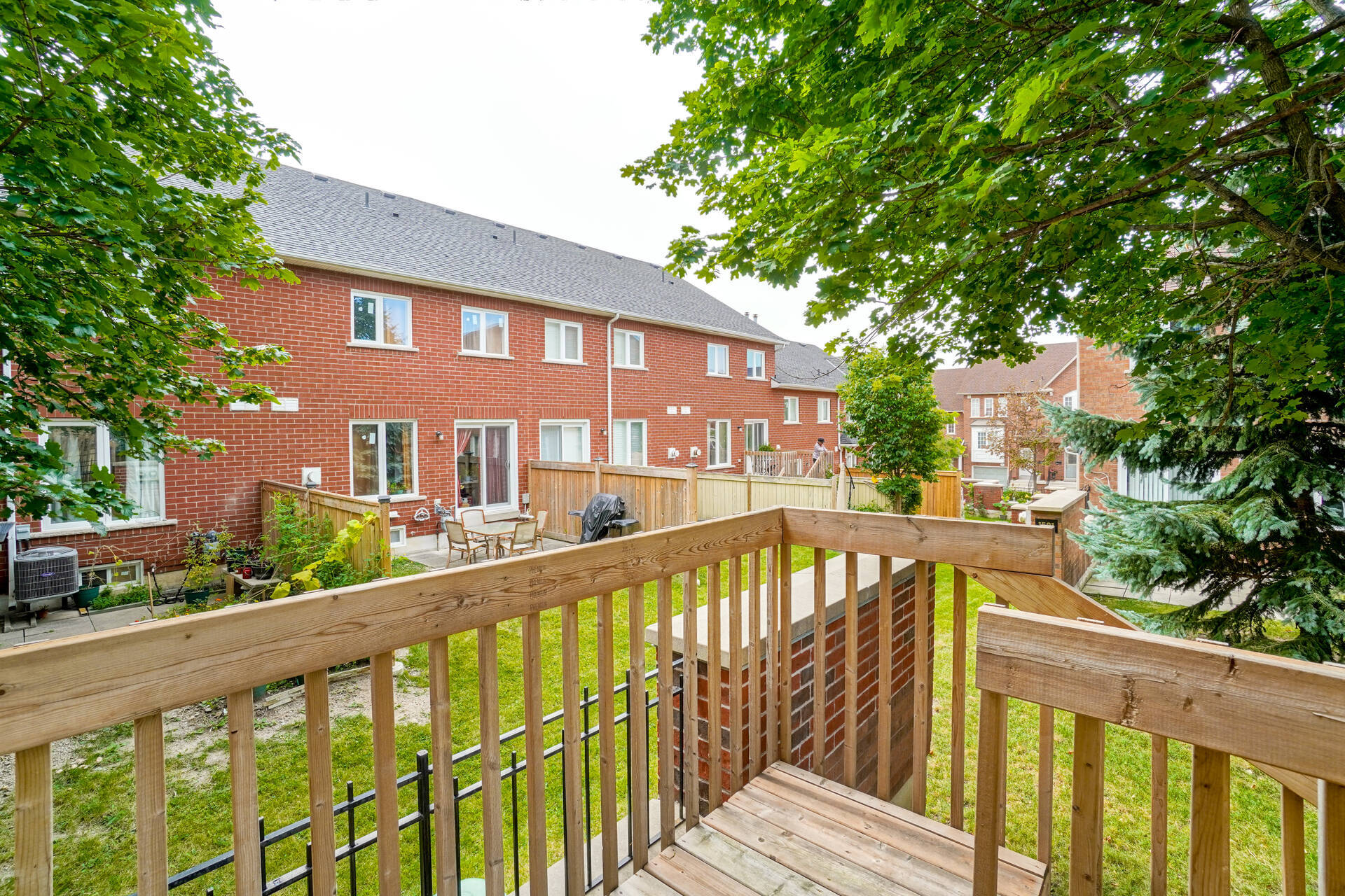 631591 South Parade Court by Laura