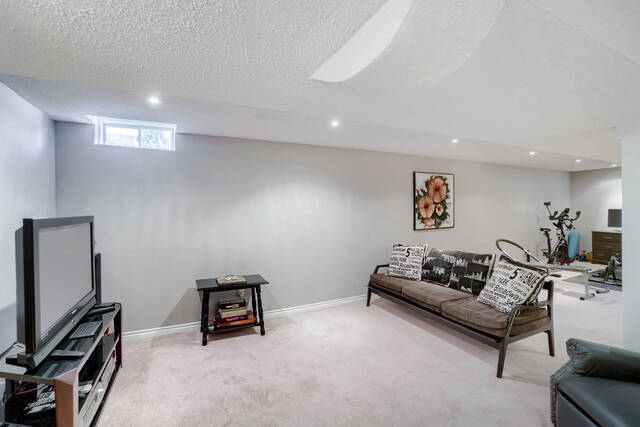 20 Grist Mill Drive, Georgetown - photo 48