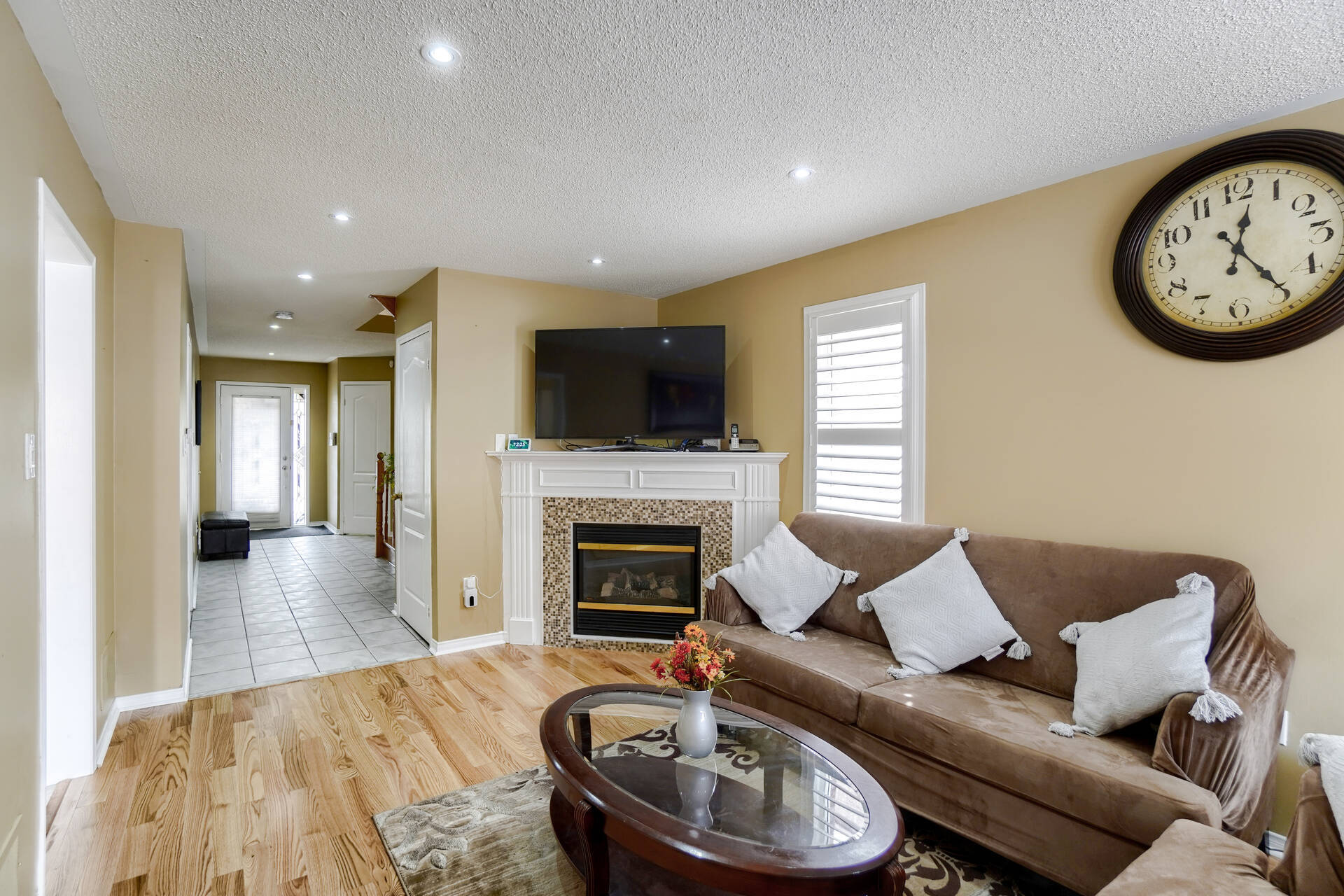22 Hillsburgh Drive, Brampton - photo 6