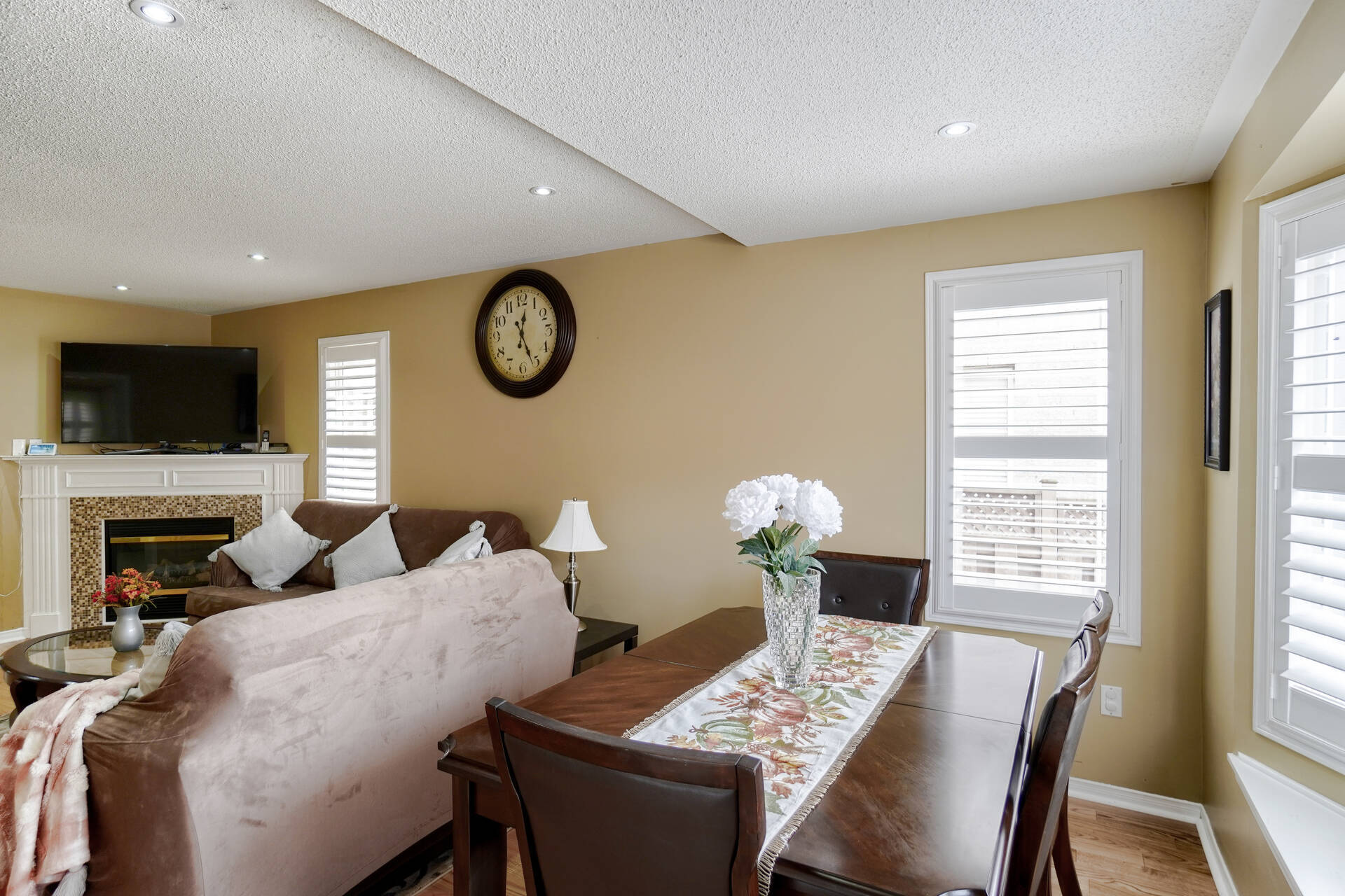 22 Hillsburgh Drive, Brampton - photo 10