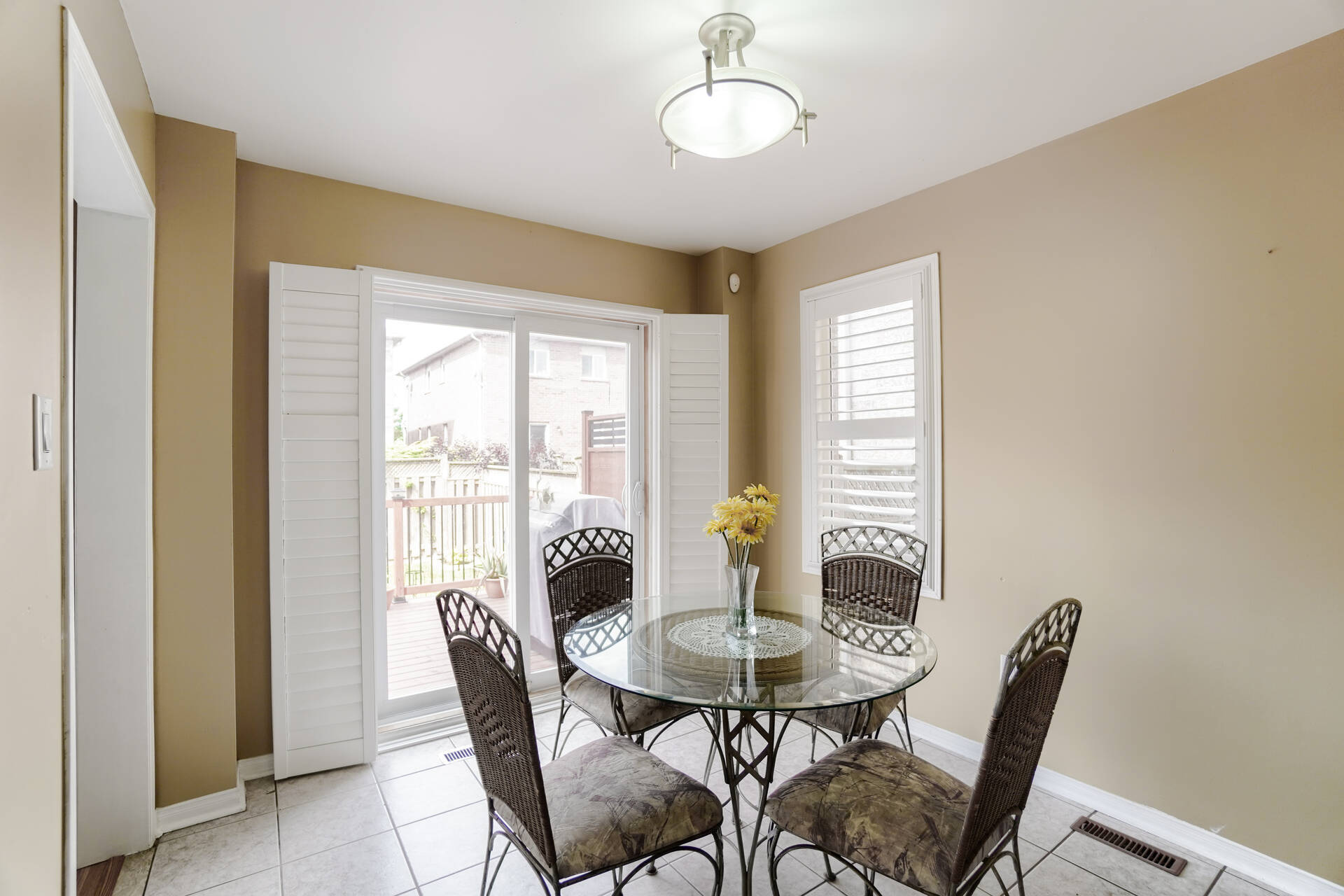 22 Hillsburgh Drive, Brampton - photo 14