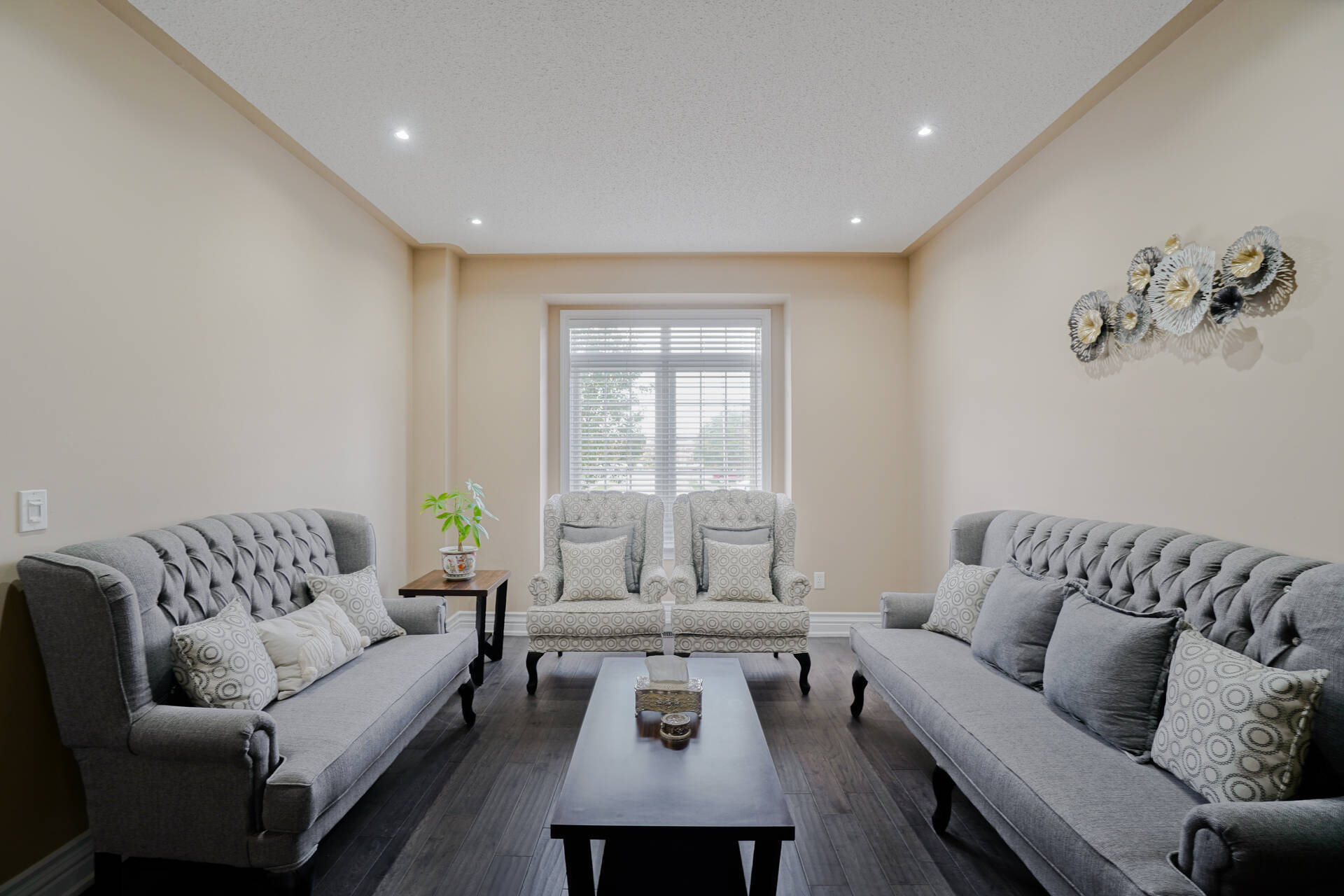 5 Regis Circle, Brampton - photo 8