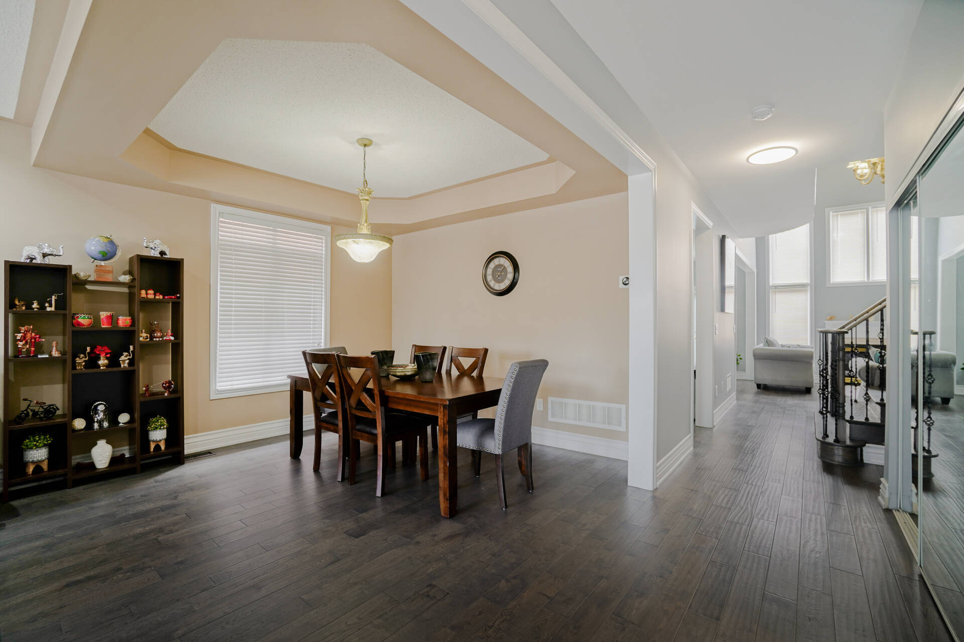 5 Regis Circle, Brampton - photo 12