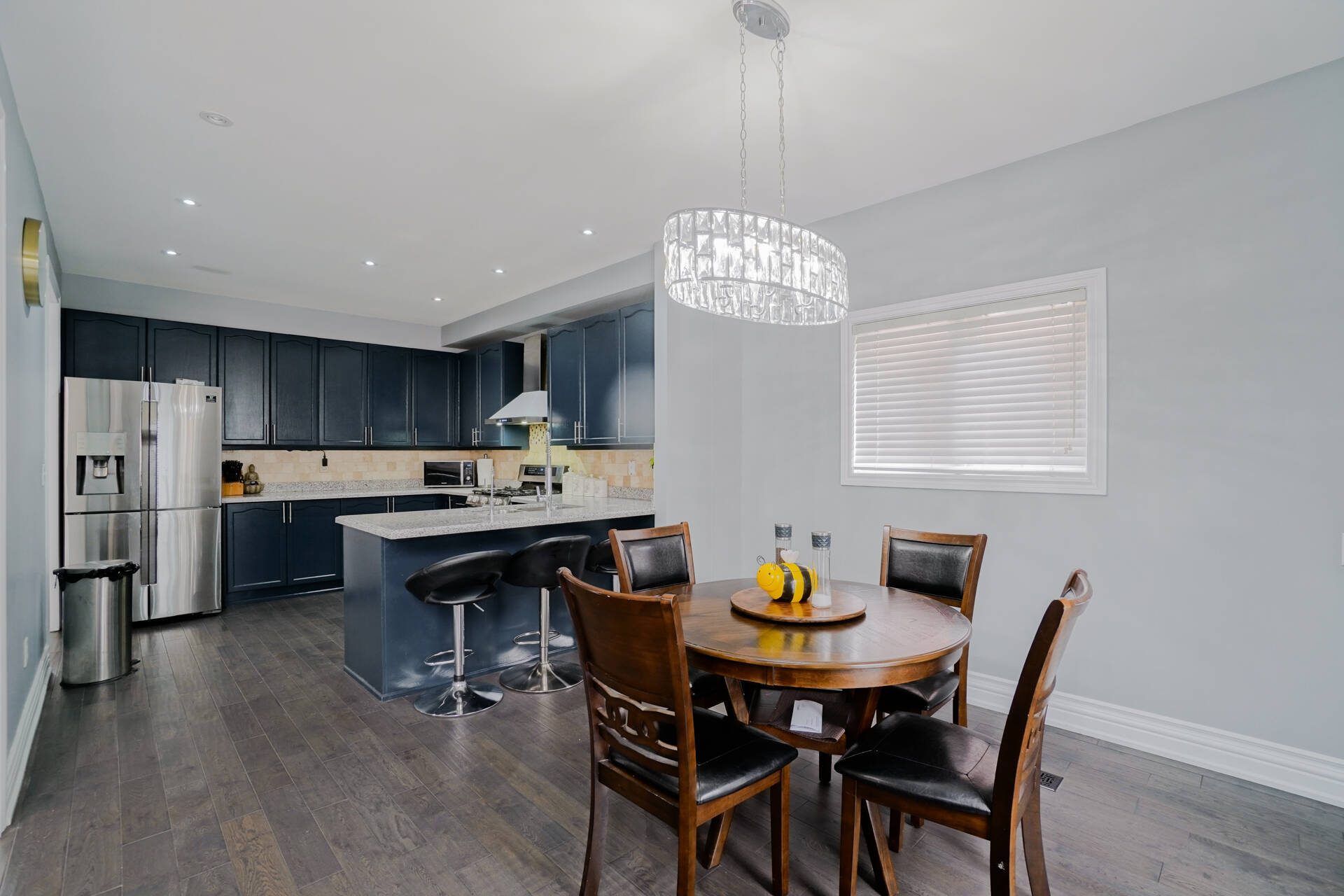 5 Regis Circle, Brampton - photo 19