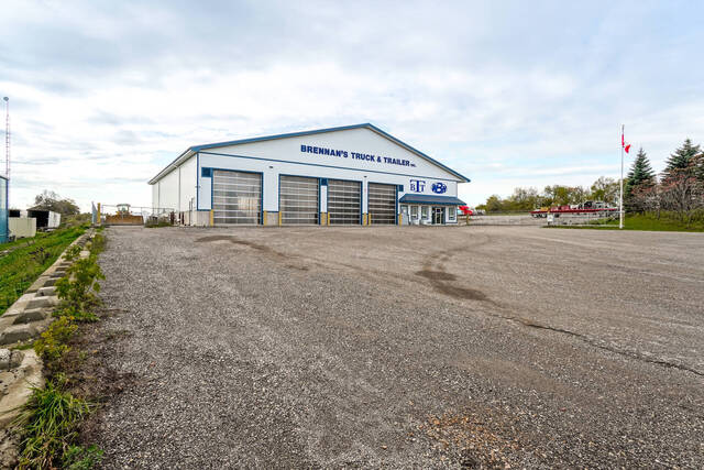 36 Pioneer Drive, Erin - photo 9