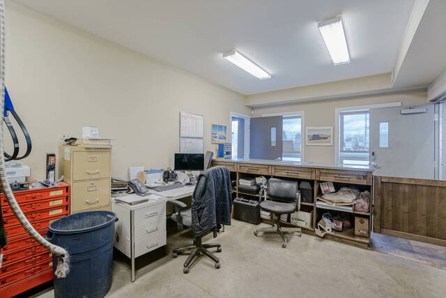 36 Pioneer Drive, Erin - photo 33