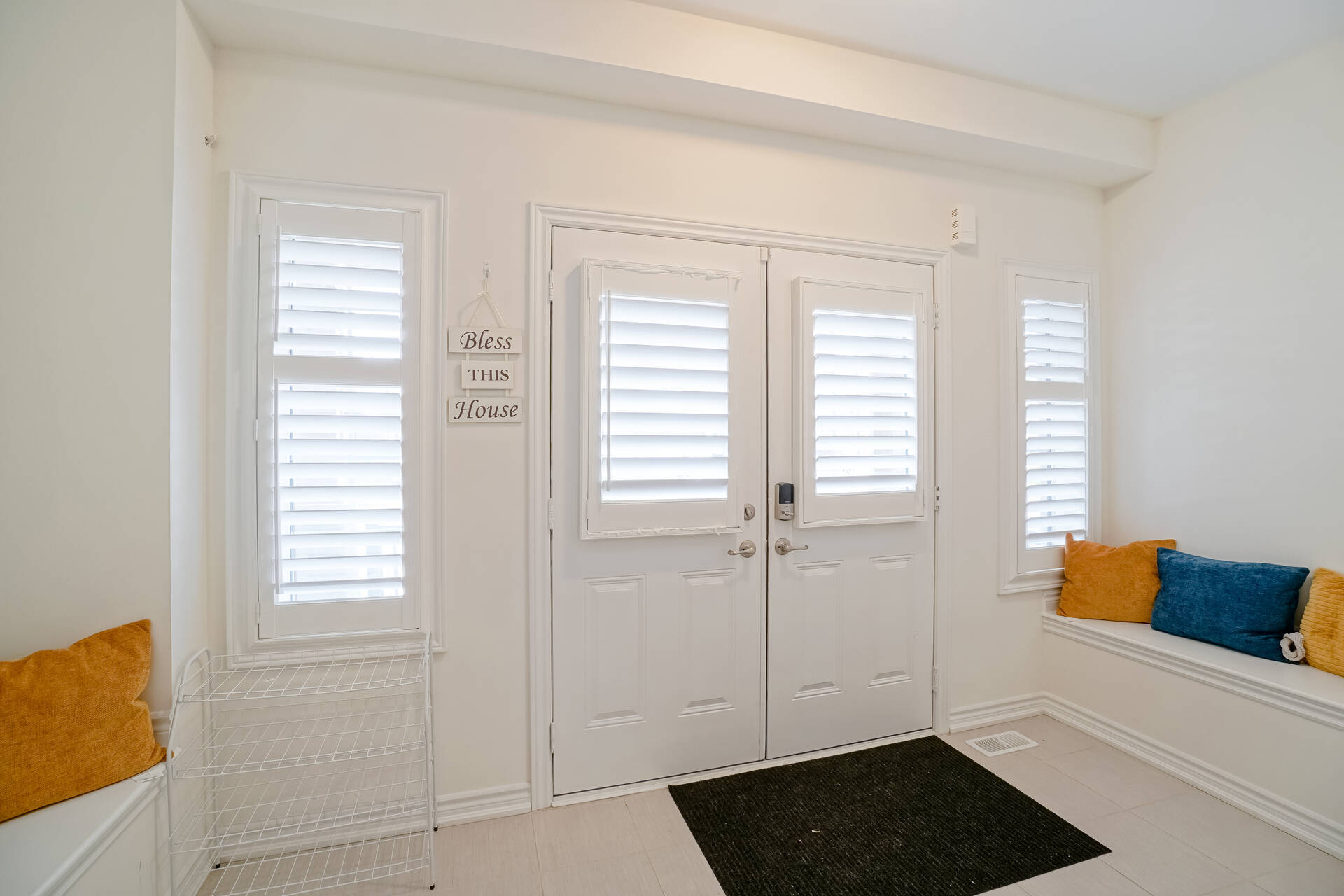 2205535