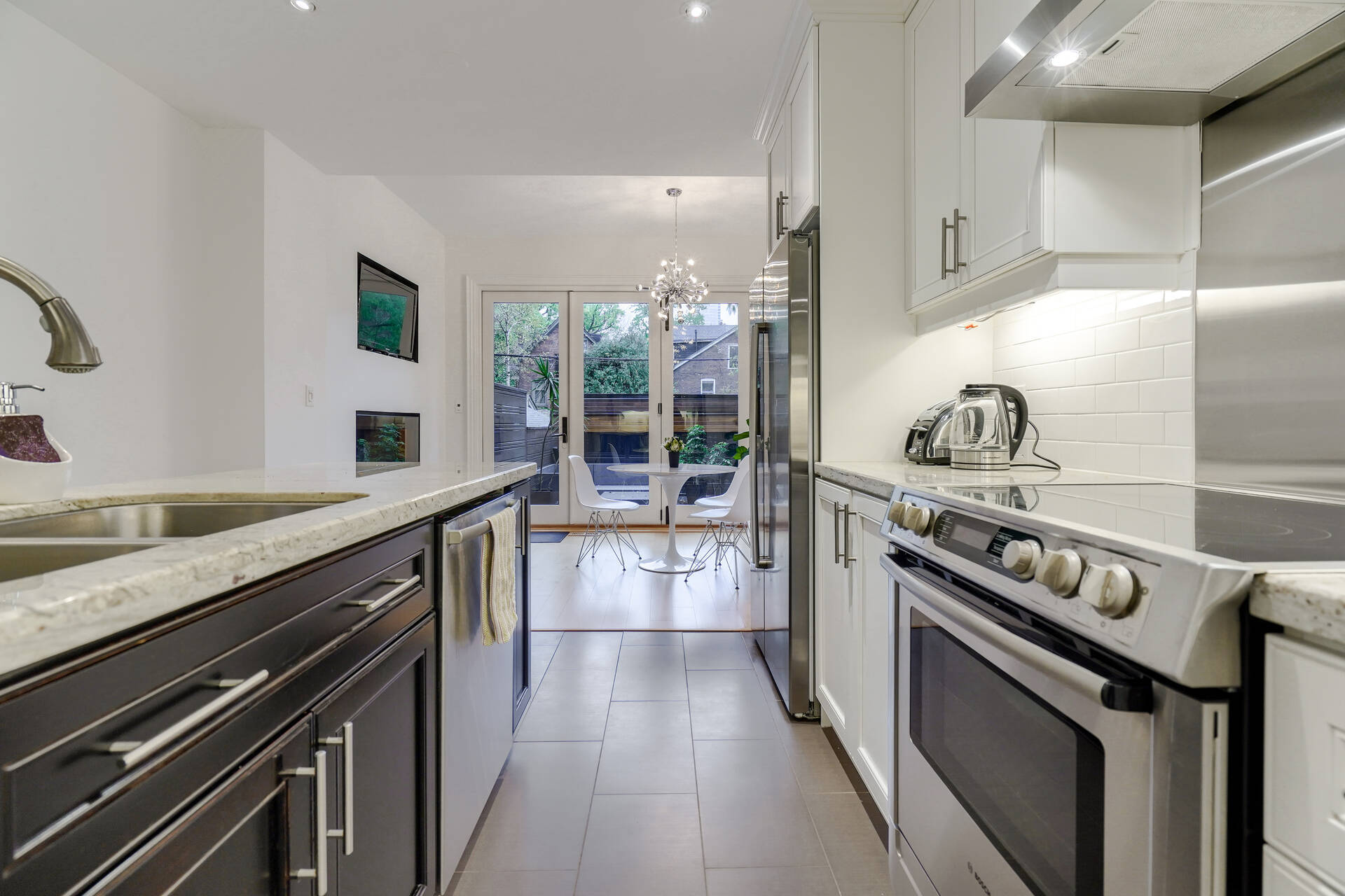 51 Macpherson Avenue, Toronto - photo 24