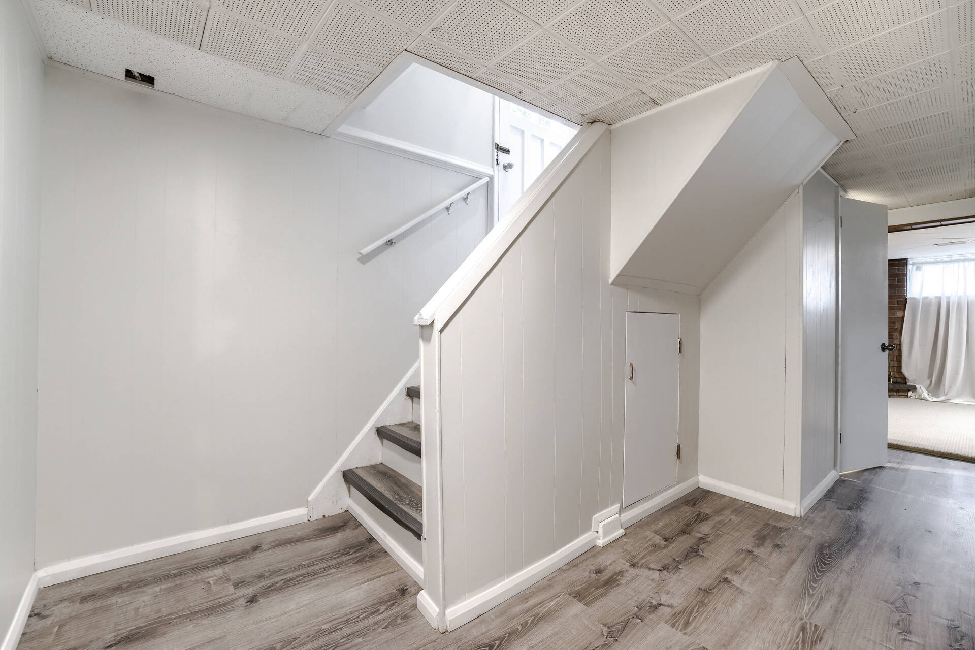 5 Dunrobin Drive by Jeff Macko