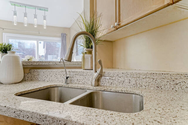 70 Herdwick Street, Brampton - photo 17