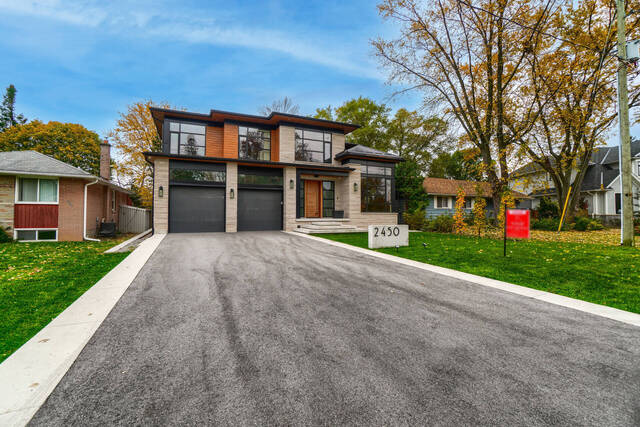 2450 Meadowood Crescent, Oakville - photo 2