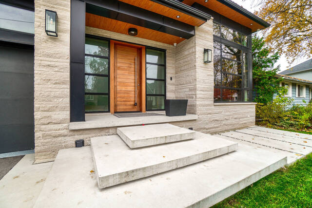 2450 Meadowood Crescent, Oakville - photo 5