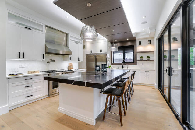 2450 Meadowood Crescent, Oakville - photo 19