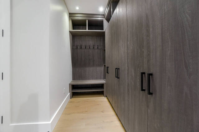 2450 Meadowood Crescent, Oakville - photo 30