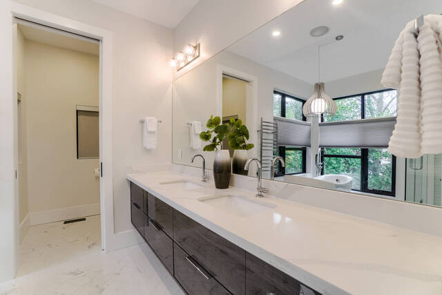 2450 Meadowood Crescent, Oakville - photo 39