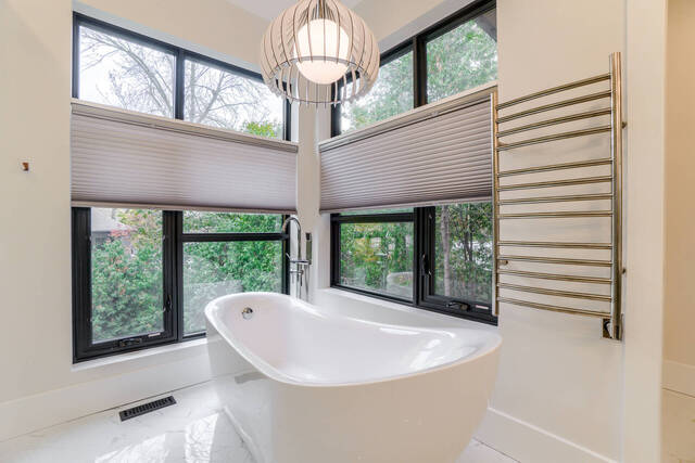 2450 Meadowood Crescent, Oakville - photo 40