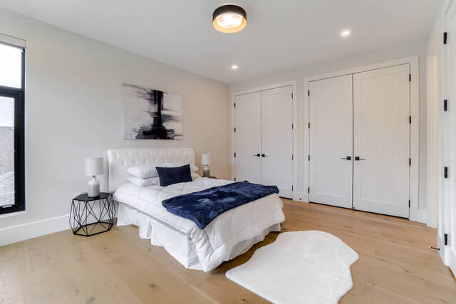 2450 Meadowood Crescent, Oakville - photo 42
