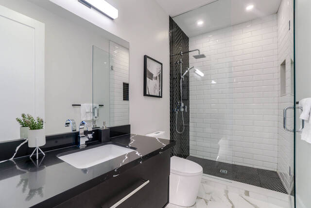 2450 Meadowood Crescent, Oakville - photo 45