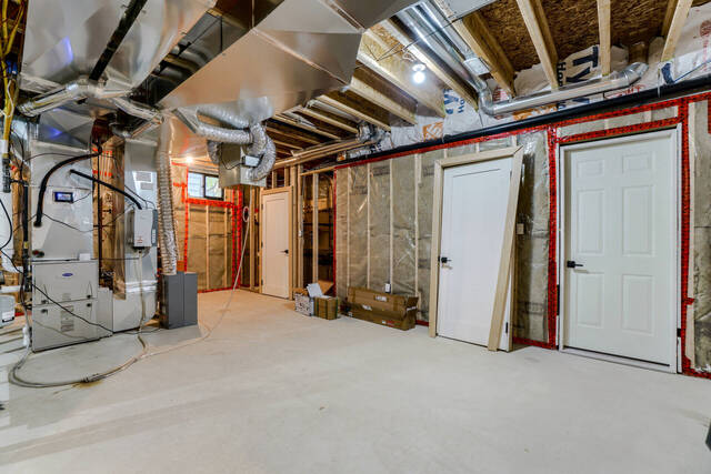 2450 Meadowood Crescent, Oakville - photo 55