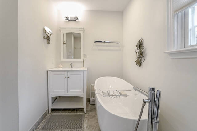 19 Market Street, Georgetown - photo 32