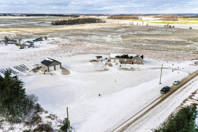 638314 Prince of Wales Road West, Mulmur - photo 1