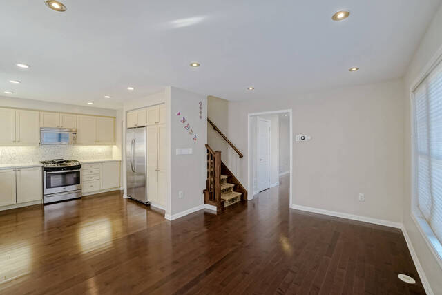 788 Maquire Terrace, Milton - photo 13