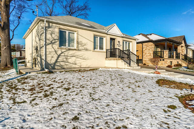 86 Heathrow Drive, Toronto - photo 2