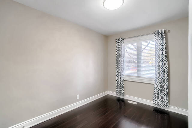 86 Heathrow Drive, Toronto - photo 17