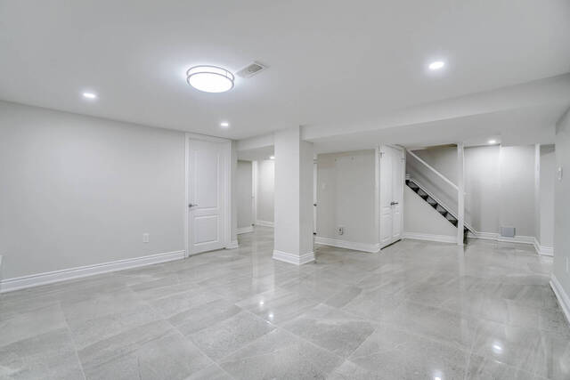 86 Heathrow Drive, Toronto - photo 29