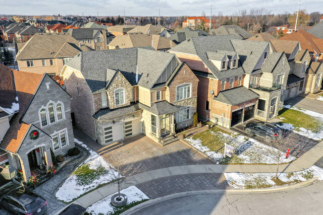 144 Bloomsbury Avenue, Brampton - photo 7
