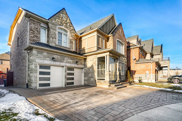 144 Bloomsbury Avenue, Brampton - photo 8