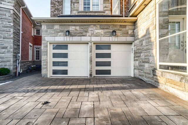 144 Bloomsbury Avenue, Brampton - photo 11