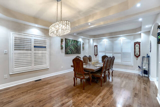 144 Bloomsbury Avenue, Brampton - photo 14