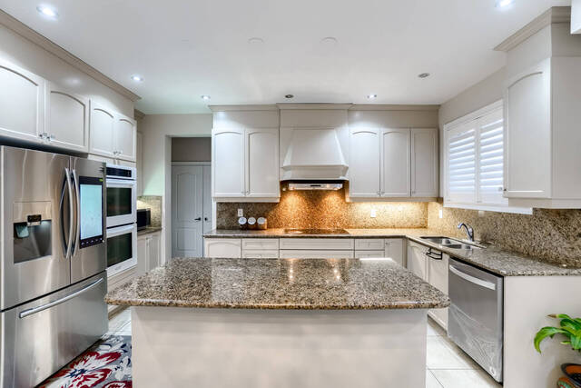 144 Bloomsbury Avenue, Brampton - photo 18