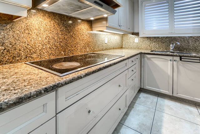144 Bloomsbury Avenue, Brampton - photo 20