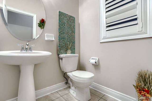 144 Bloomsbury Avenue, Brampton - photo 31