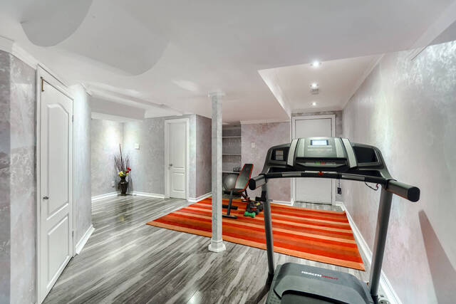 144 Bloomsbury Avenue, Brampton - photo 54
