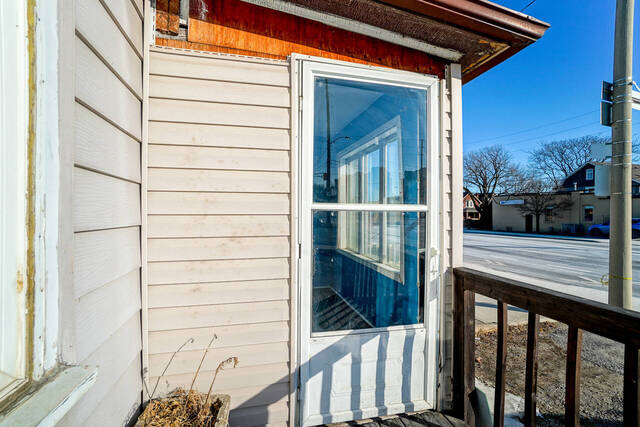 88 Birmingham Street, Etobicoke - photo 4