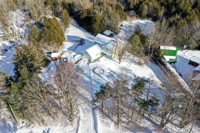 676511 Centre Road, Shelburne - photo 2