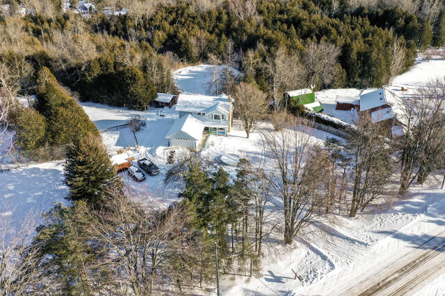 676511 Centre Road, Shelburne - photo 4