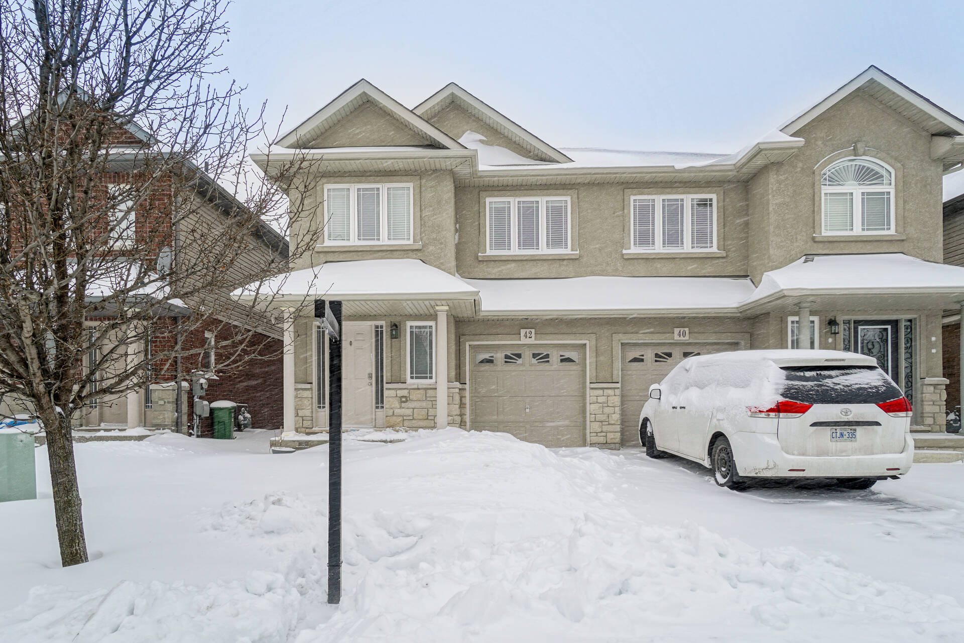 42 Whitworth Terrace by The Rick Dhillon Team