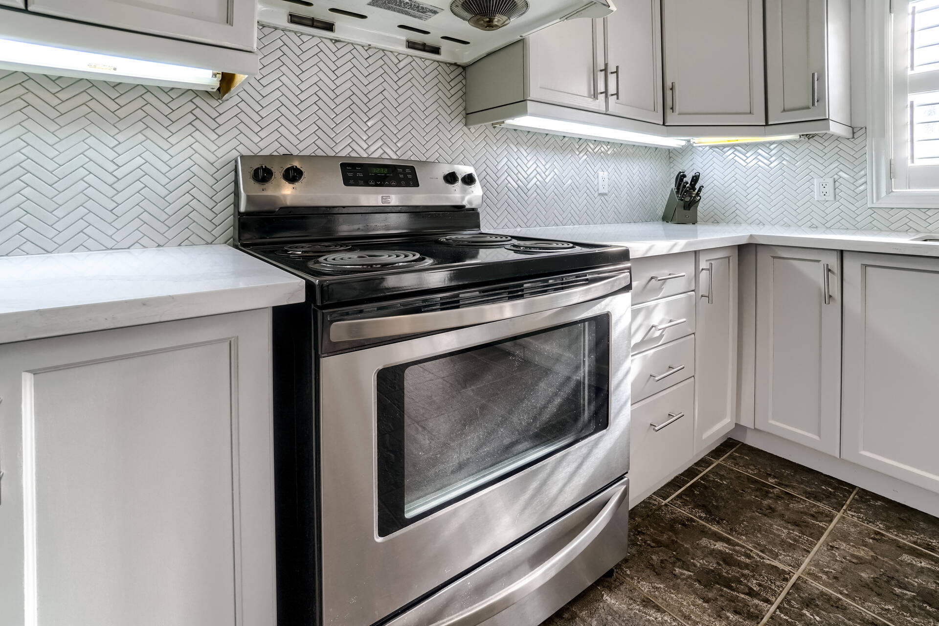 55 Blaydon Lane, Aurora - photo 16