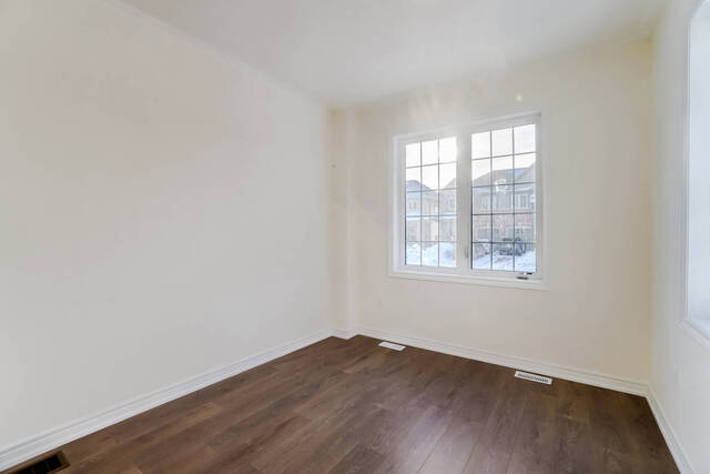 500 Brooks Street, Shelburne - photo 6