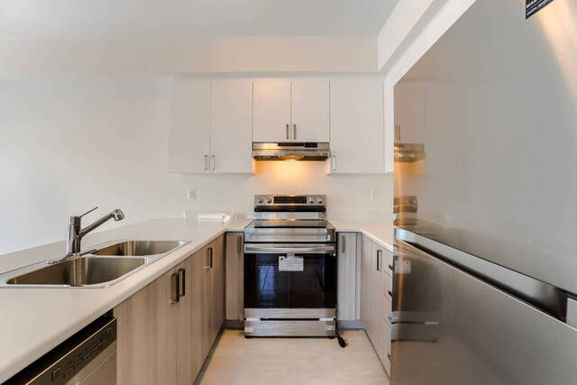 500 Brooks Street, Shelburne - photo 9