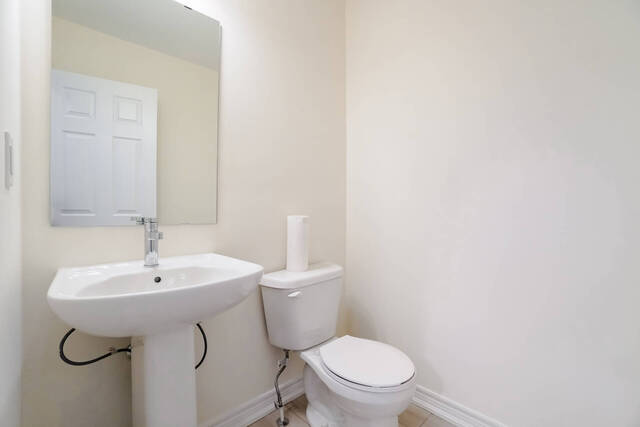500 Brooks Street, Shelburne - photo 17