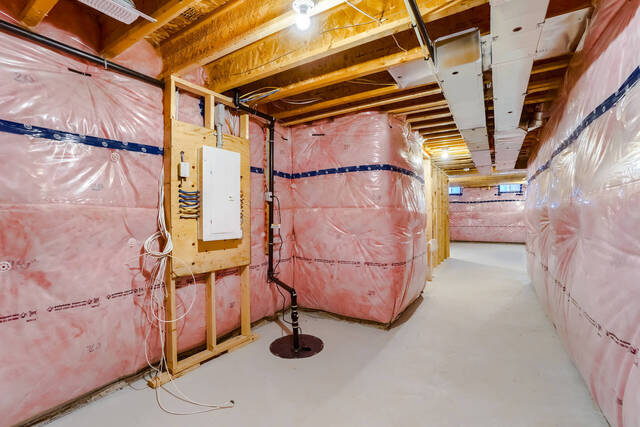 500 Brooks Street, Shelburne - photo 38